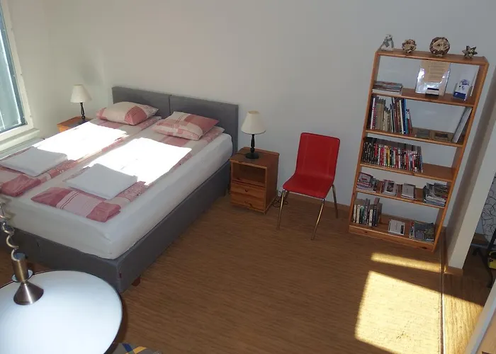 アパート エスティン *